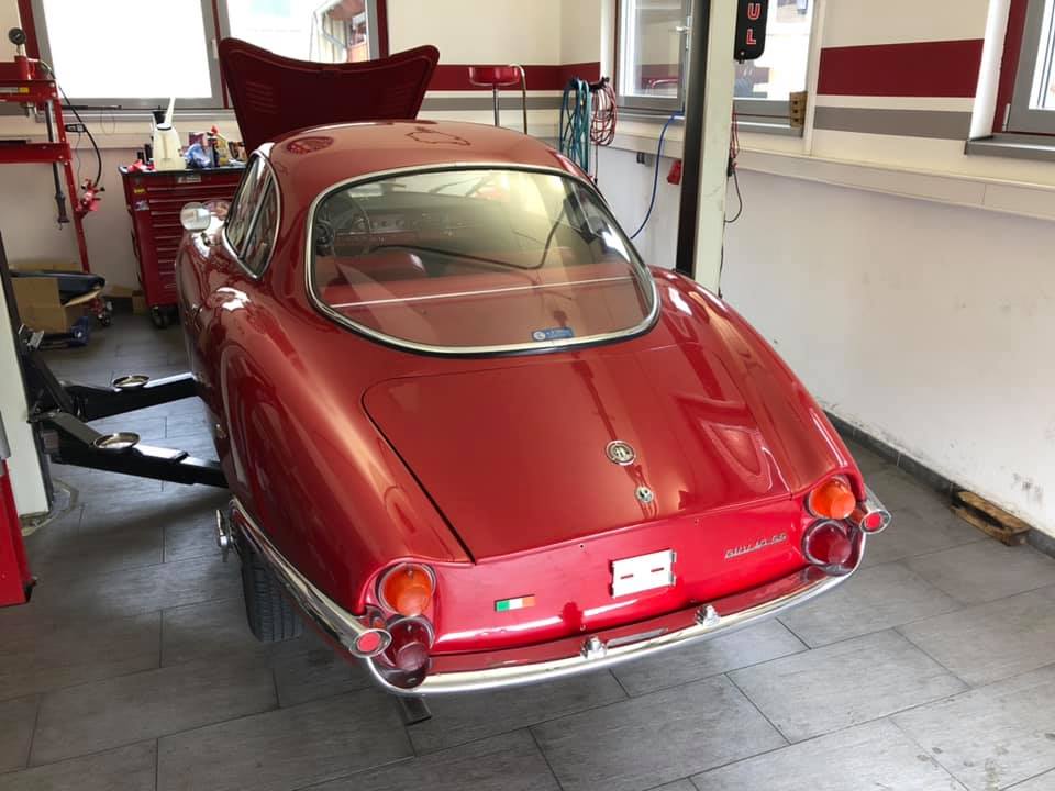 Alfa Romeo Giulia Sprint Speciale zur Reparatur in der Werkstatt