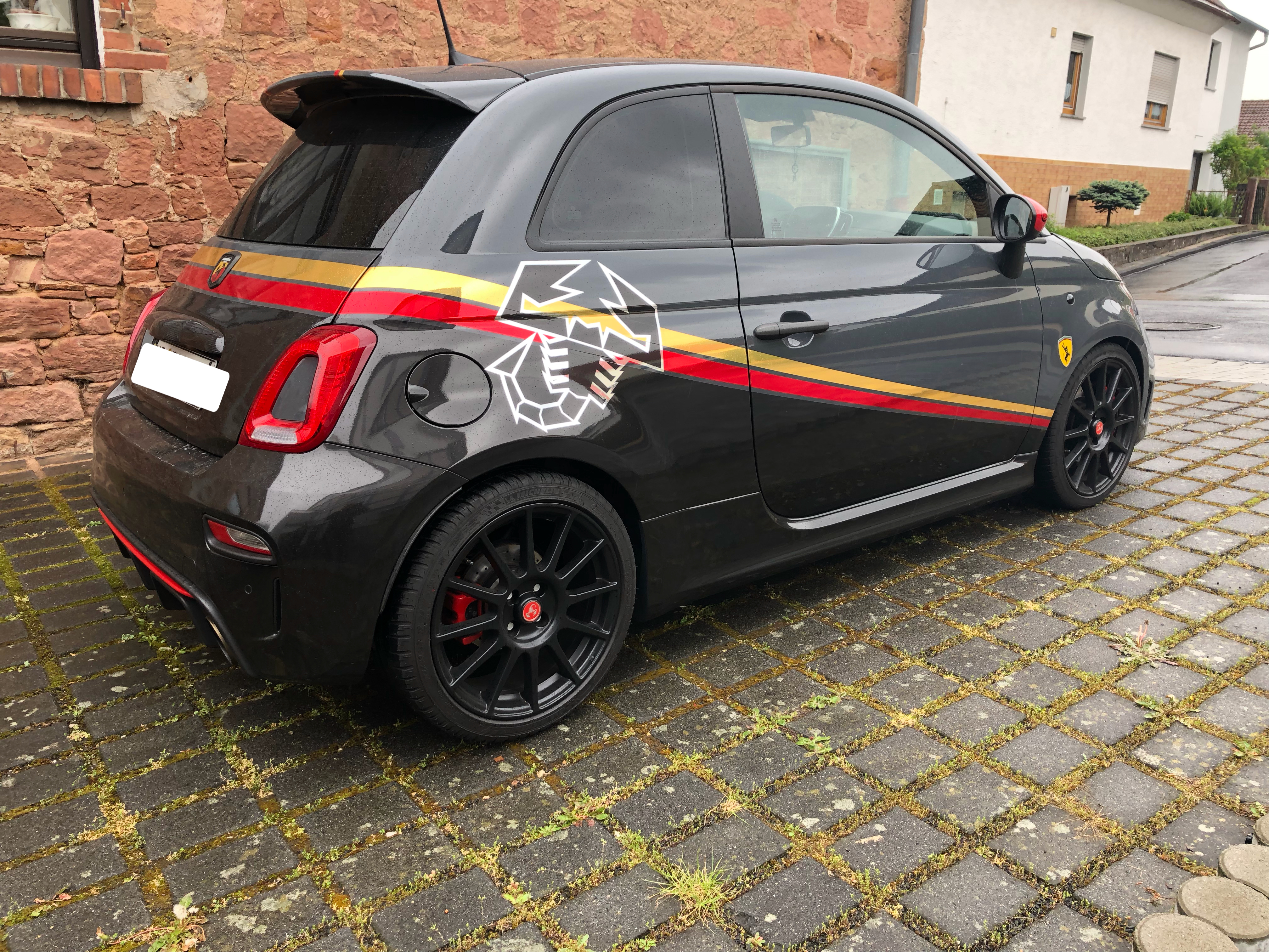 Alfadoktor Wekrstatt: Gewindefahrwerk von der Firma KW in einen 500 Abarth Competitione.